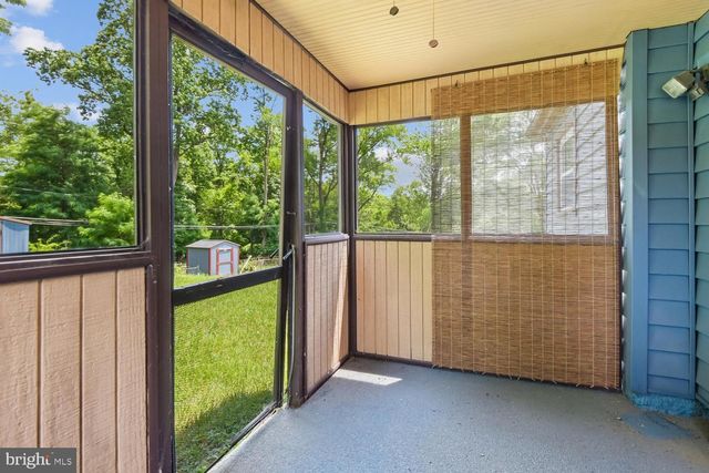6822 FOX MEADOW RD, Baltimore, MD 21207