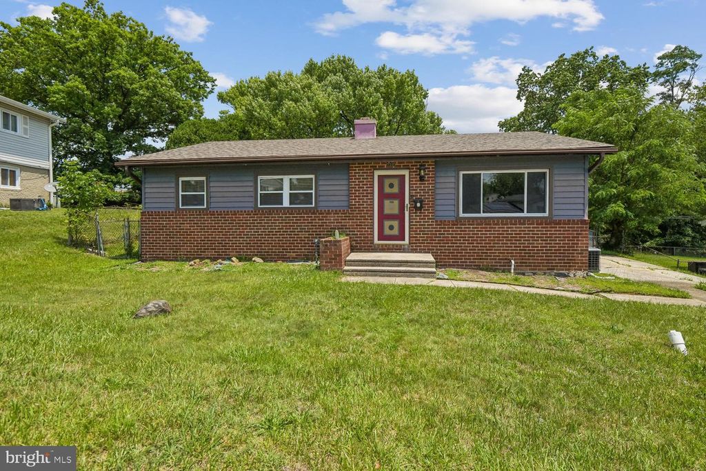 6822 FOX MEADOW RD, Baltimore, MD 21207