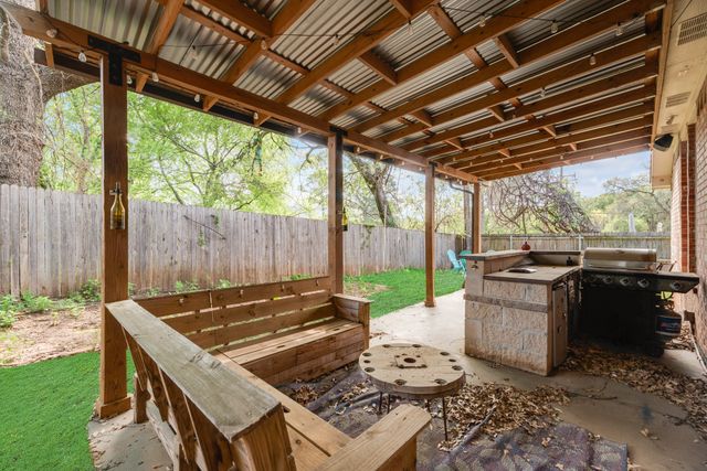 104 Goldeneye Lane, Fort Worth, TX 76120