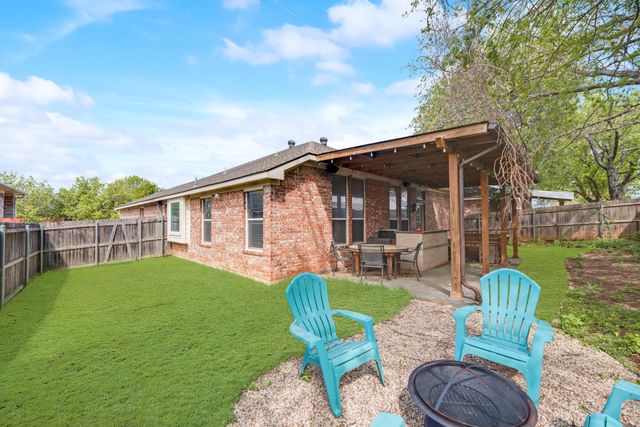 104 Goldeneye Lane, Fort Worth, TX 76120