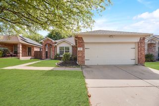 104 Goldeneye Lane, Fort Worth, TX 76120