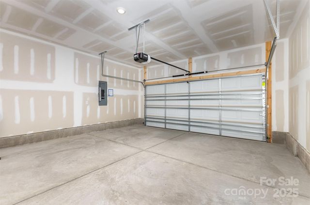 2051 Sadler Woods Lane, Charlotte, NC 28214