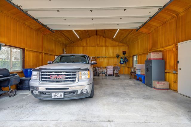 112 Everett Court, Shady Shores, TX 76208