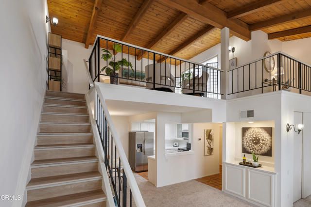 2385 Roscomare Road F8, Los Angeles, CA 90077