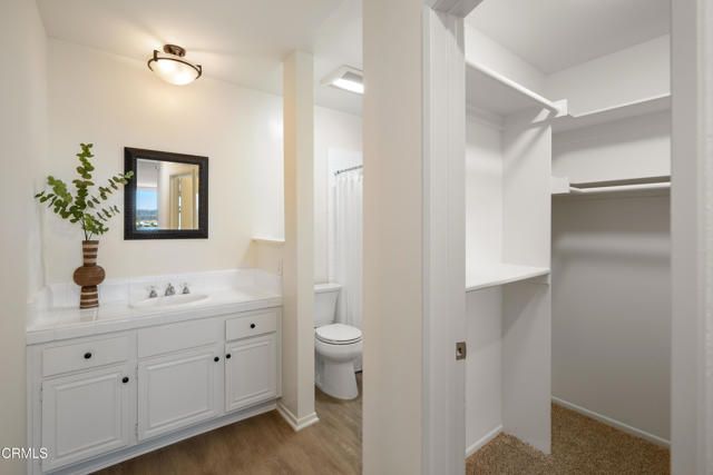 2385 Roscomare Road F8, Los Angeles, CA 90077