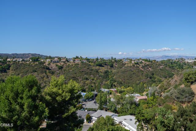 2385 Roscomare Road F8, Los Angeles, CA 90077
