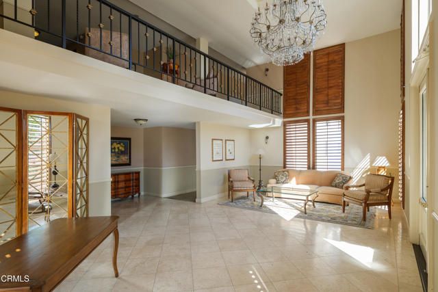 2385 Roscomare Road F8, Los Angeles, CA 90077