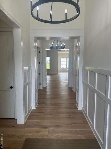 57192 Meadowridge Drive, Washington Township, MI 48094