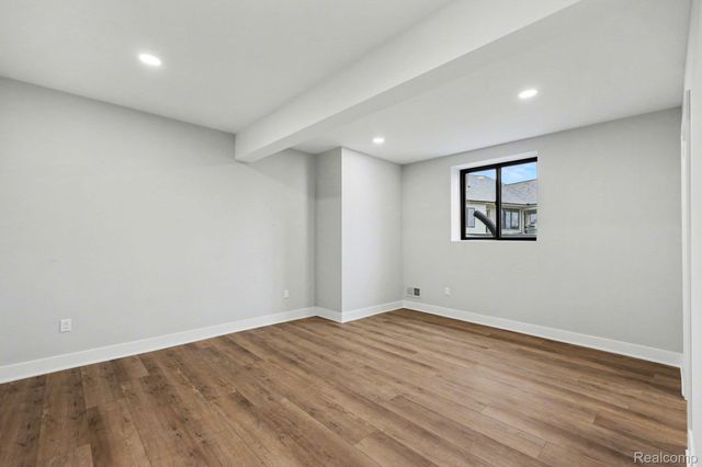 57192 Meadowridge Drive, Washington Township, MI 48094