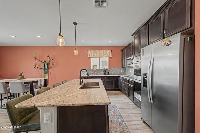 20202 N LAUREN Road, Maricopa, AZ 85138