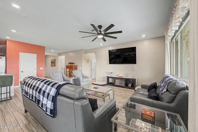 20202 N LAUREN Road, Maricopa, AZ 85138