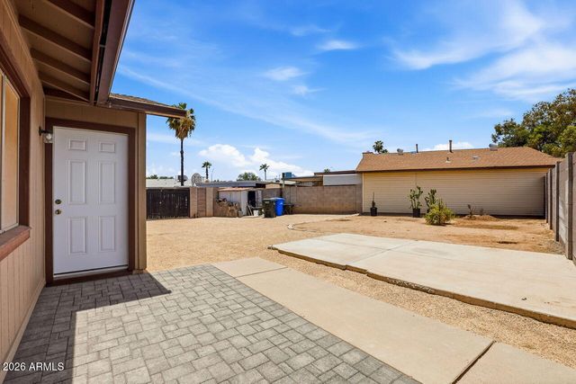 13822 N 47th Avenue, Glendale, AZ 85306