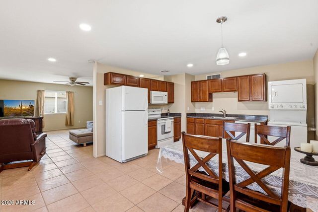 13822 N 47th Avenue, Glendale, AZ 85306
