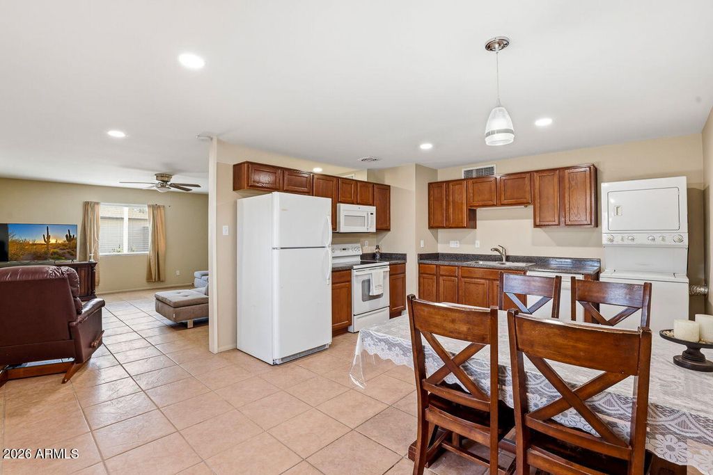 13822 N 47th Avenue, Glendale, AZ 85306 — photo 4