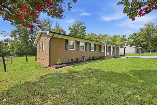 5413 S Nc 49 Highway, Burlington, NC 27215