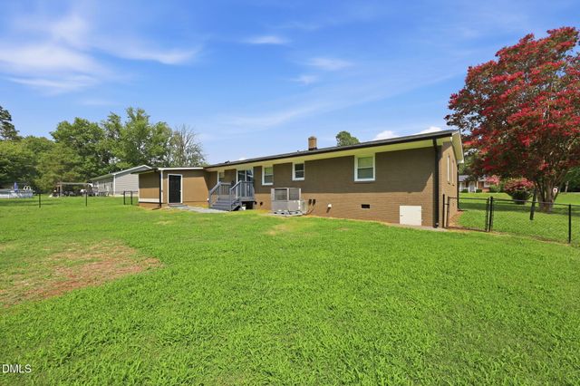 5413 S Nc 49 Highway, Burlington, NC 27215