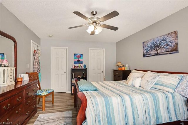 104 Cushwa Court, Thomasville, NC 27360