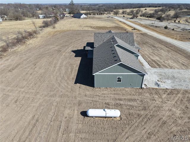 11392 Green Acres Trail, Hannibal, MO 63401