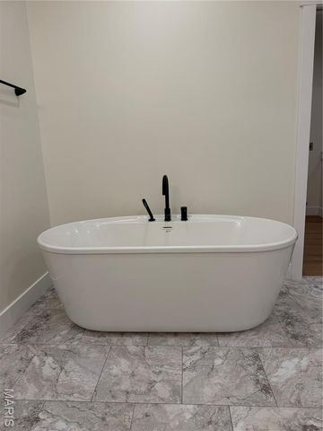 11392 Green Acres Trail, Hannibal, MO 63401