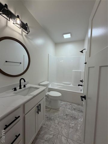 11392 Green Acres Trail, Hannibal, MO 63401