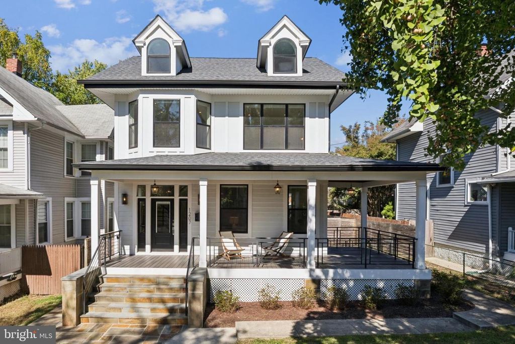 1207 DELAFIELD PL NW, Washington, DC 20011