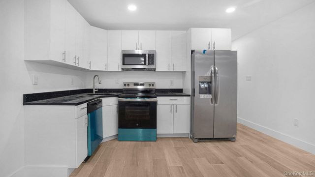 3968 Duryea Avenue, Bronx, NY 10466