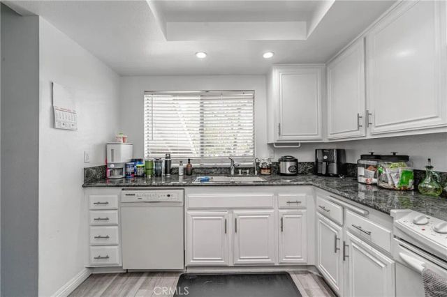 26212 Rainbow Glen, Newhall, CA 91321