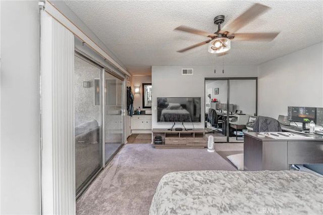 26212 Rainbow Glen, Newhall, CA 91321