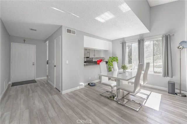 26212 Rainbow Glen, Newhall, CA 91321
