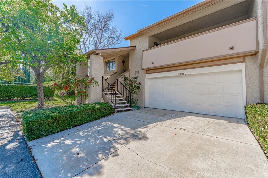 26212 Rainbow Glen, Newhall, CA 91321