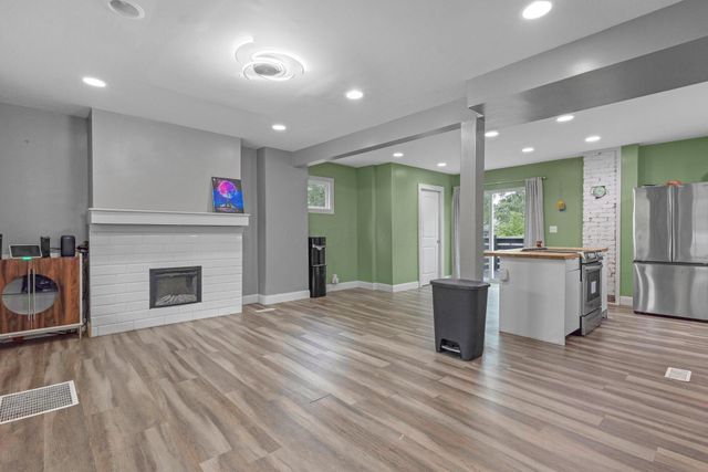 1502 Aberdeen Avenue, Columbus, OH 43211
