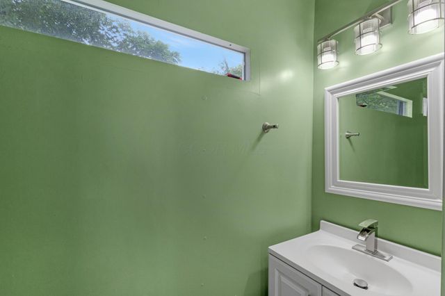 1502 Aberdeen Avenue, Columbus, OH 43211