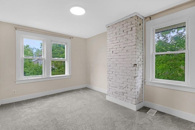1502 Aberdeen Avenue, Columbus, OH 43211