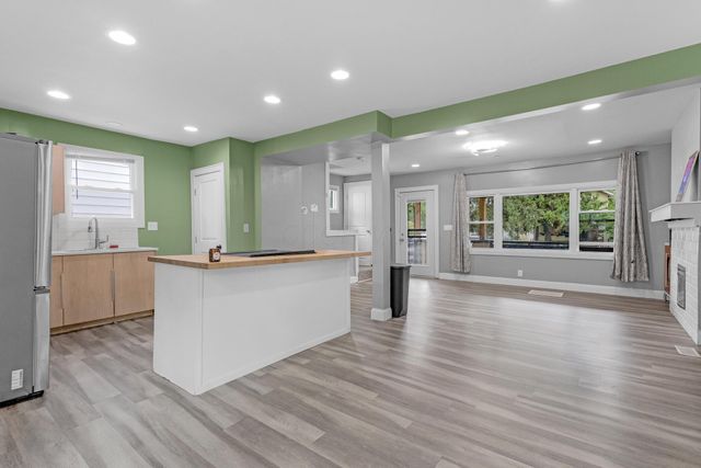 1502 Aberdeen Avenue, Columbus, OH 43211