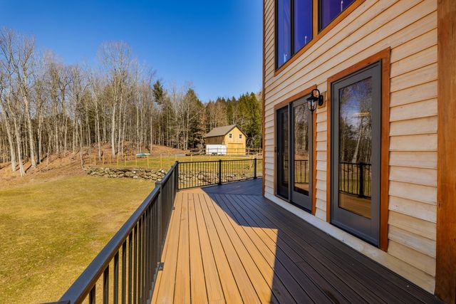 85 Button Hill Road, Tunbridge, VT 05077