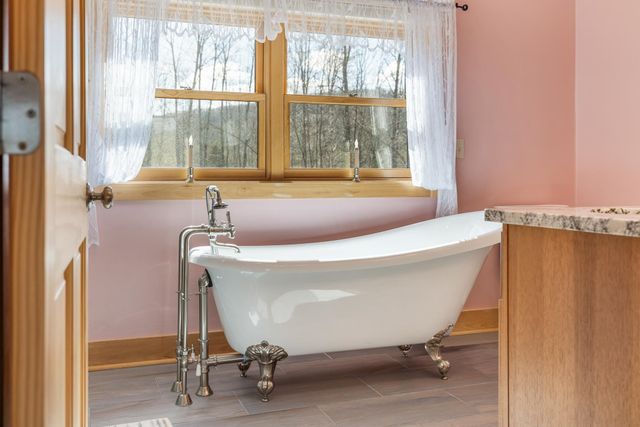 85 Button Hill Road, Tunbridge, VT 05077
