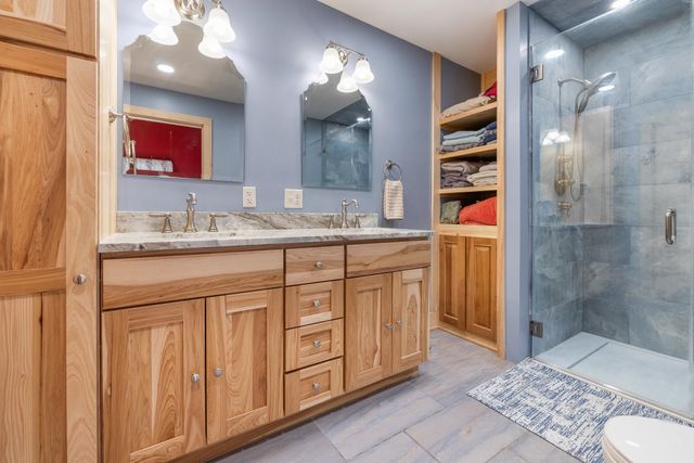 85 Button Hill Road, Tunbridge, VT 05077