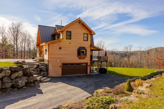 85 Button Hill Road, Tunbridge, VT 05077