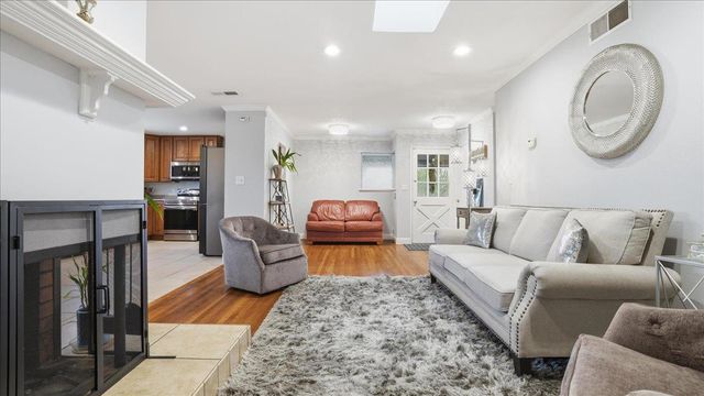 5701 Chipping Way, Citrus Heights, CA 95621