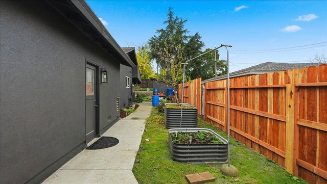 5701 Chipping Way, Citrus Heights, CA 95621