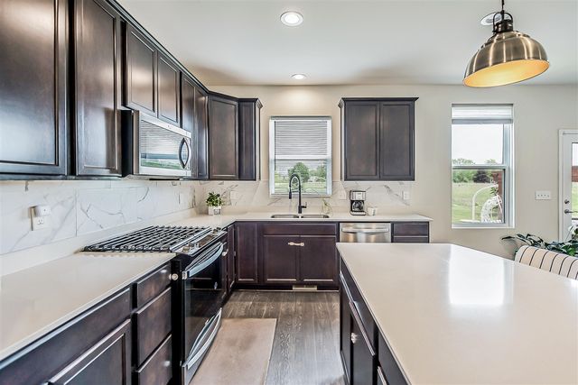 620 Holmdale Way, Ann Arbor, MI 48108