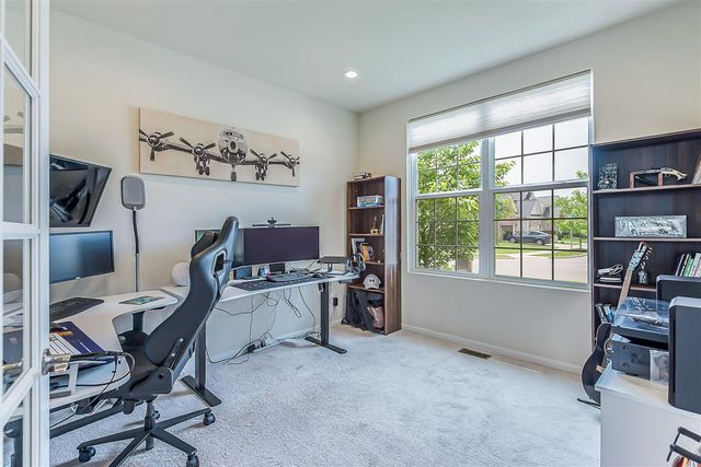 620 Holmdale Way, Ann Arbor, MI 48108