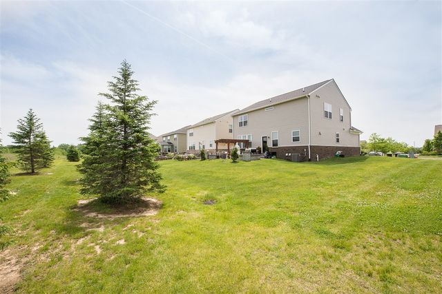 620 Holmdale Way, Ann Arbor, MI 48108