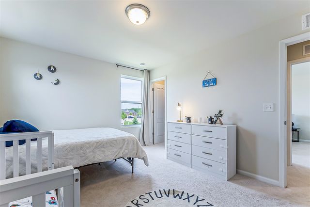 620 Holmdale Way, Ann Arbor, MI 48108