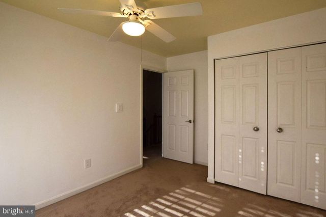 340 CLOUDES MILL CT, Alexandria, VA 22304
