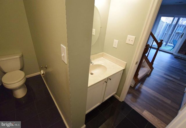 340 CLOUDES MILL CT, Alexandria, VA 22304