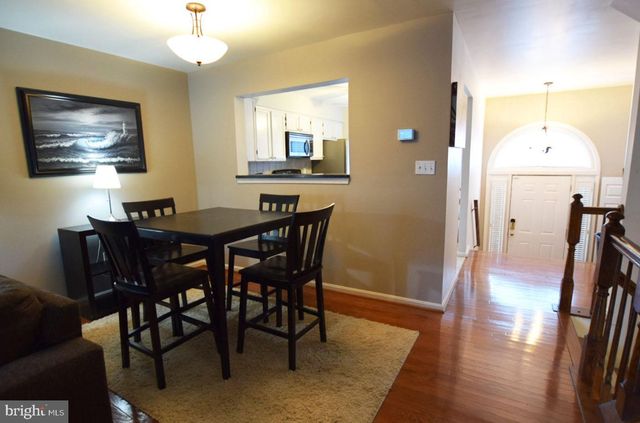 340 CLOUDES MILL CT, Alexandria, VA 22304