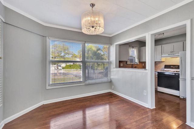 736 Rockland Drive, West Palm Beach, FL 33405