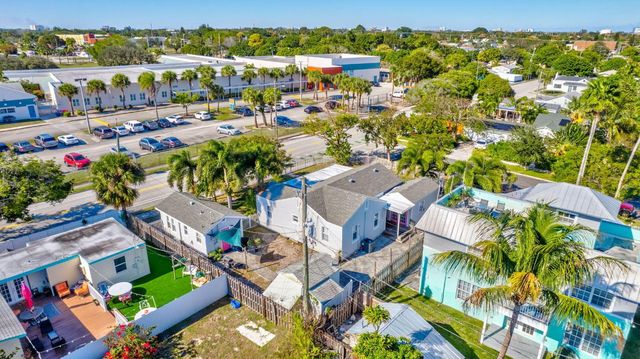 736 Rockland Drive, West Palm Beach, FL 33405