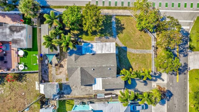 736 Rockland Drive, West Palm Beach, FL 33405